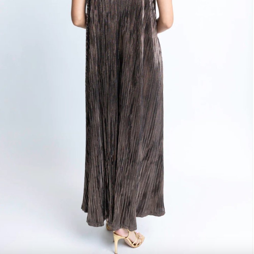 Karlie NWT Size Medium Gunmetal Metallic Maxi Dress - Picture 4 of 7
